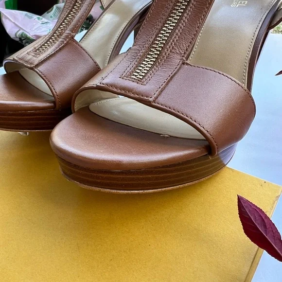Michael Kors Brown and Gold Platform Heels - Picture 5 of 10